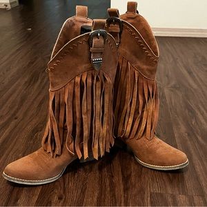 Fringe cowboy boots
